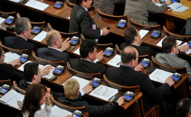 Социологът Цветозар Томов: Търси се алтернатива на ГЕРБ