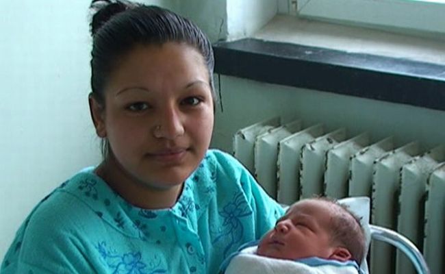 Ето го последното за годината пернишко бебе