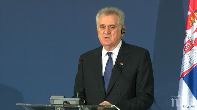 Сръбският президент отмени визитата си в Босна 