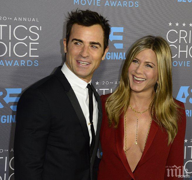 Дженифър Анистън и Джъстин Теру отглеждат кокошки