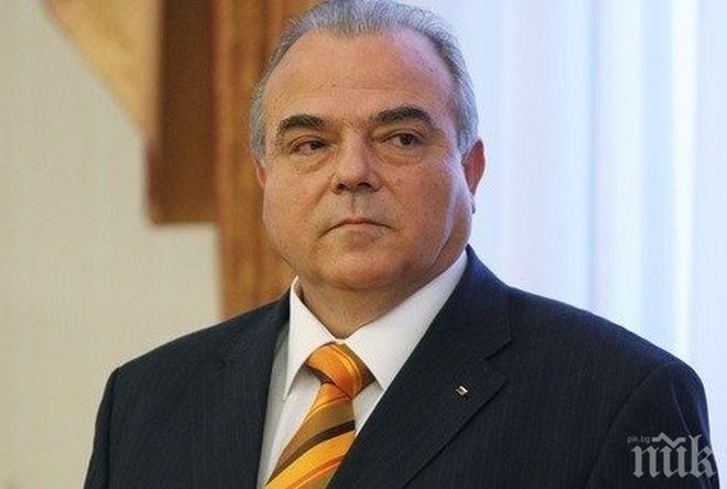 Ректорът на УНСС получава 12 хиляди лева заплата