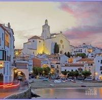 Трима министри напускат регионалното правителство на Каталуния