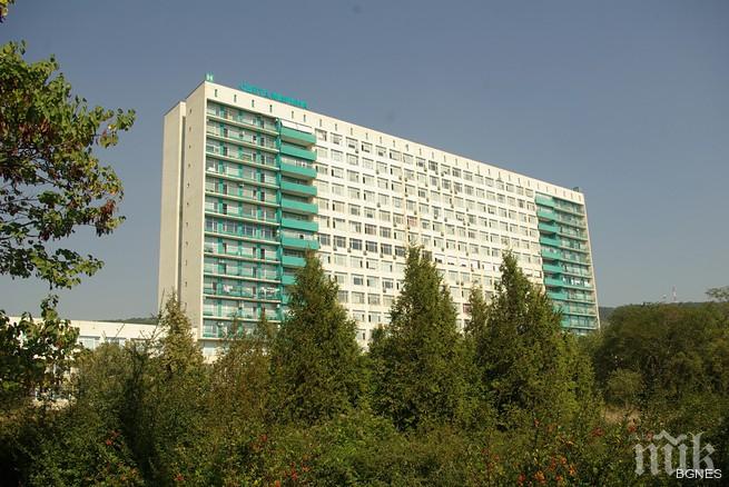 Болниците харчат почти всичко, което изкарват 