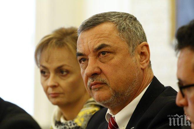 Симеонов отсече: Оттегляме подкрепата си, ако токът се вдигне 