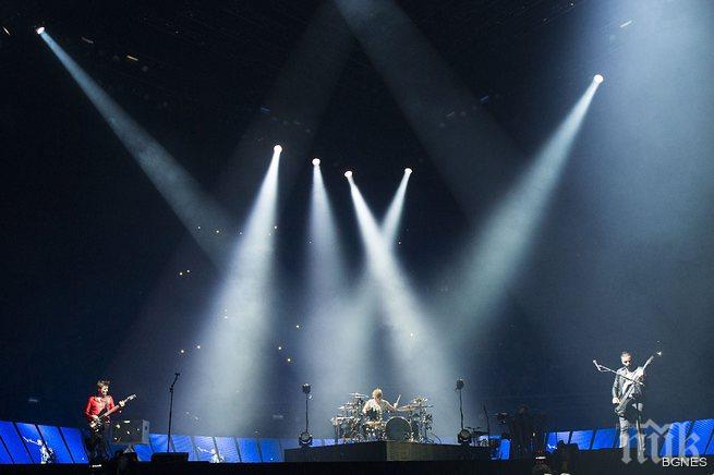 Muse ще пеят парчета от новия си албум на руски фестивал