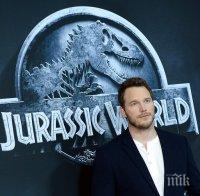 Динозаврите на Спилбърг газят боксофисите и този уикенд