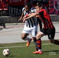 Йоан Ласиман поднови договора си с Локо (Пд)