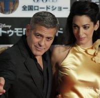 Клуни и Амал се местят в имение в Англия 