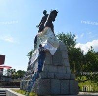 Скандал! Оскверниха паметника на Вестителя във Враца
