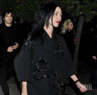 Скандално! Лъсна истината за отношенията между Мая Илиева и Глория! Двете красавици се събуждали заедно в леглото на Главния