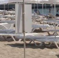 Продължава борбата с незаконните чадъри на плаж в Несебър