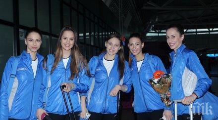 ансамбълът остана финала два обръча три бухалки