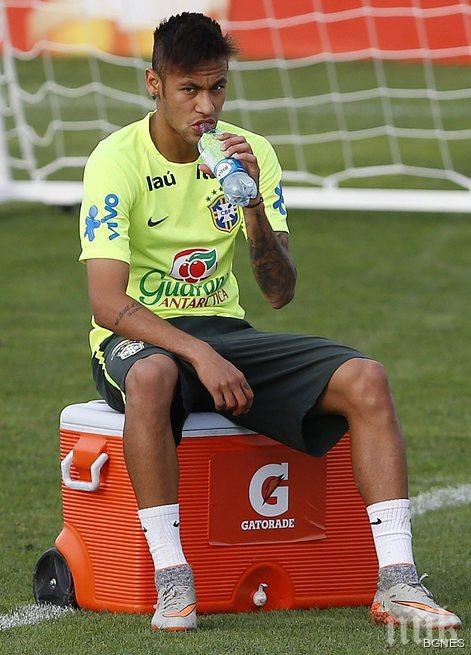 Бразилия няма да обжалва наказанието на Неймар