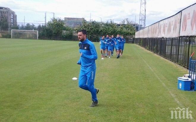 Гаджев отново тренира с Левски, Белаид се присъедини към отбора