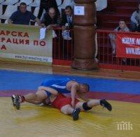 Бургас и Асеновград посрещат шампионата по борба за кадети