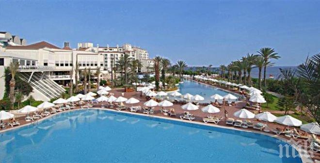 Трик! Ето как варненка почива на Златни пясъци без пари и яде на корем