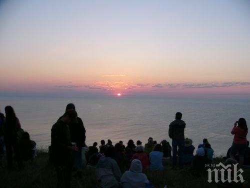 Отбелязват Джулая от Перник до Камен бряг