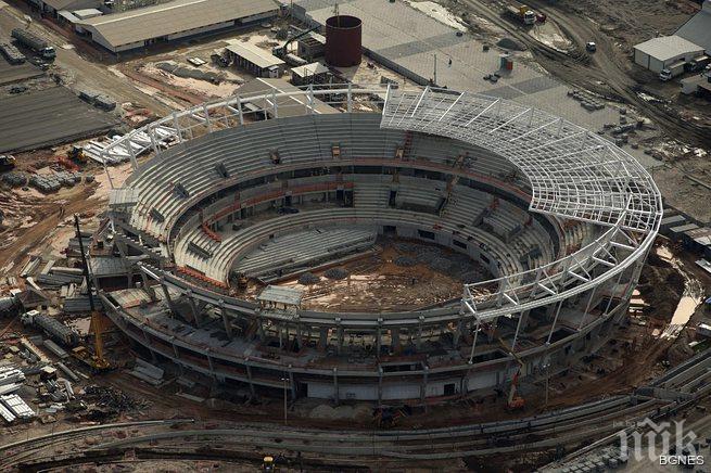 Олимпийският парк в Рио е далеч от завършения си вид