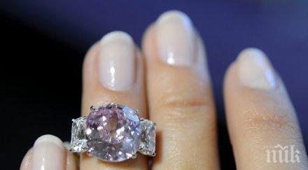 японците продават диамантите рекордни темпове