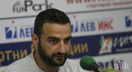 хиндлиян новите собственици докажат тях седят хора