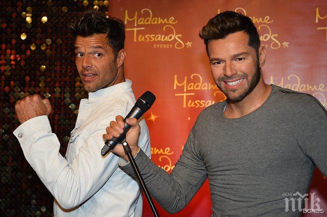 Рики Мартин разнищен заради поличка