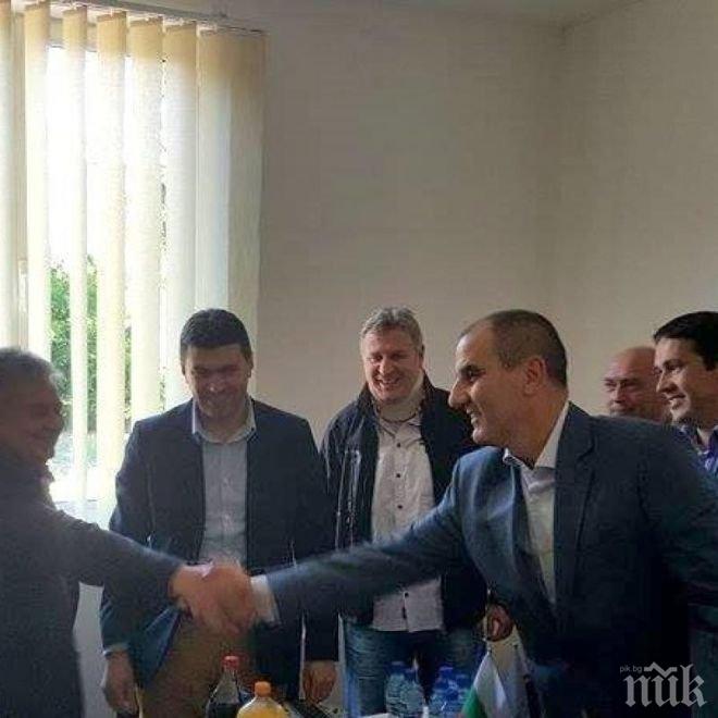Цветан Цветанов се срещна с актива на общинската структура в Разлог