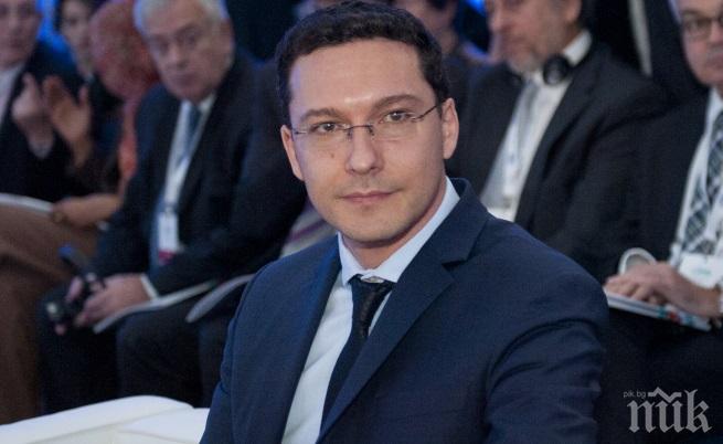 САМО в ПИК! Защо е истерията с пристигането на военната техника? Ще пострадат ли отношенията ни с Русия? Отговорите на министър Митов пред медията ни!