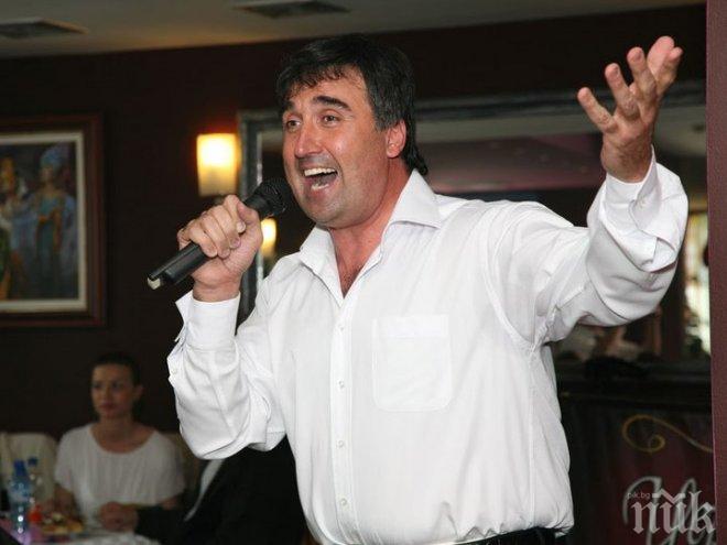 Само в ПИК и Ретро! Веско Маринов вехне по млада мацка! Певецът захвърли бившата си изгора Първолета!