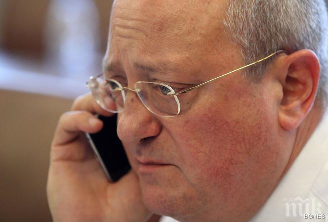 Танев: Няма опасност за кандидат-студентската кампания в Свищов