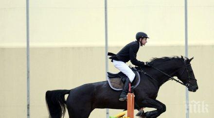 българските ездачи стартираха двойна победа божурище