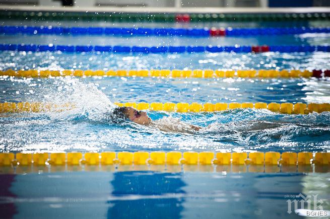 Кметът на селото на спортистите в Баку награди Бояна Томова