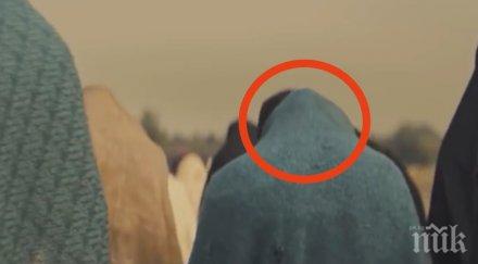 едно синьо одеяло дете преминало ада освободено история спира дъха