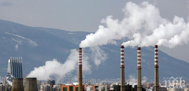 От утре цената на парното и топлата вода намалява за всички топлофикации