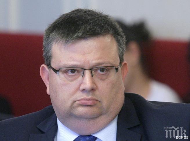 Прокуратурата иска още аргументи обикновено НС да променя конституцията