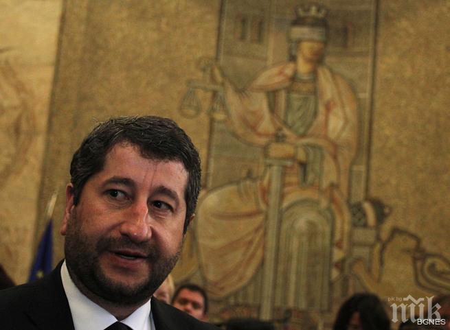 Правосъдният министър замразява съдебната реформа до изборите 