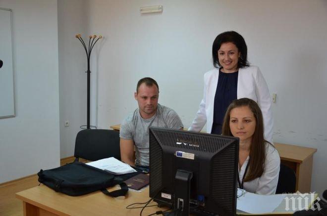 Министър Танева: НССЗ ще бъде партньор за успеха при кандидатстването на фермерите