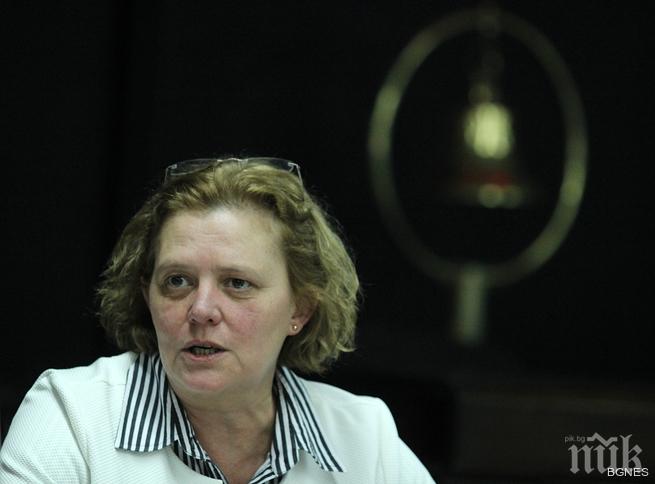 Стоковата борса чака добра зърнена реколта и спад в цените