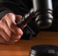 ВАС призна ректорските паметници в Свищов за законни