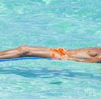 Кристиано-младши показа умения на плажа (снимки)