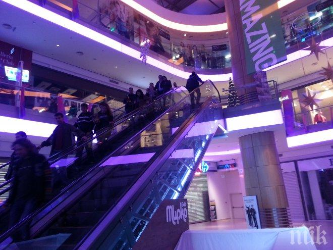 Див екшън в бургаски мол (видео)