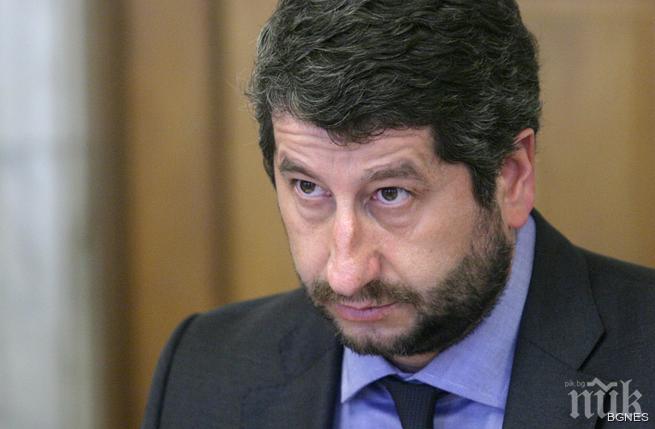 Христо Иванов: Критика в думите на Борисов няма, това са спекулации
