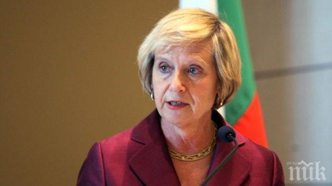 ЕКСКЛУЗИВНО в ПИК! Шок в дипломатическите среди! Посланичката на САЩ предсрочно напуска България! Тръгва ли си Рийс заради танковете?