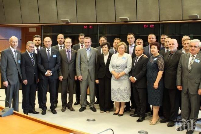 Манфред Вебер: Хората трябва да знаят, че ГЕРБ има силни кметове с контакти в Брюксел