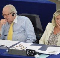 Темида анулира изключването на Жан-Мари льо Пен от партията на дъщеря му