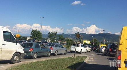 пълна лудница коли изхода софия тракия