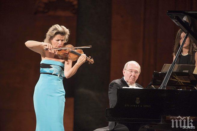 Неостаряващата Ане-Софи Мутер превзе фестивал в Испания