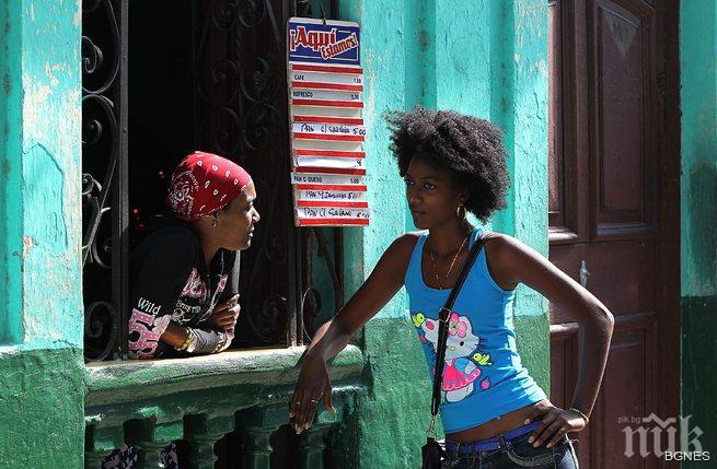 Куба пусна свободен интернет на площадите в 16 града