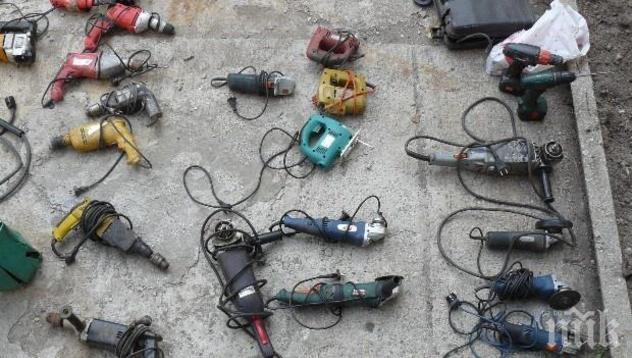 Откриха скривалище за крадени вещи в ромската махала в Благоевград