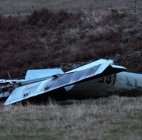 Тийнейджъри се разбиха с краден самолет и загинаха на място