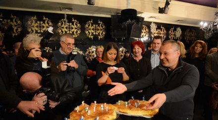 големият късмет станишев точка катастрофата герб